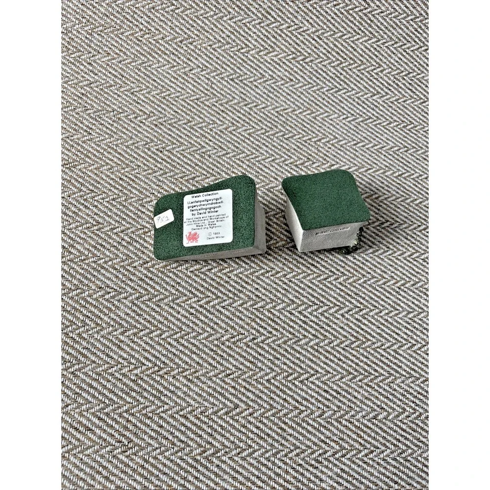 David Winter Welsh Collection A Bit of Nonsense 1993 England